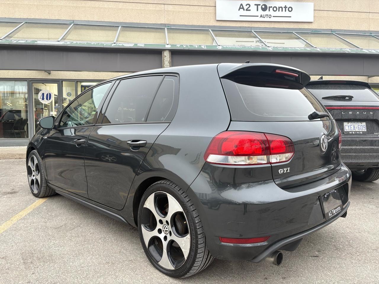 2011 Volkswagen Golf GTI 5dr HB DSG Photo