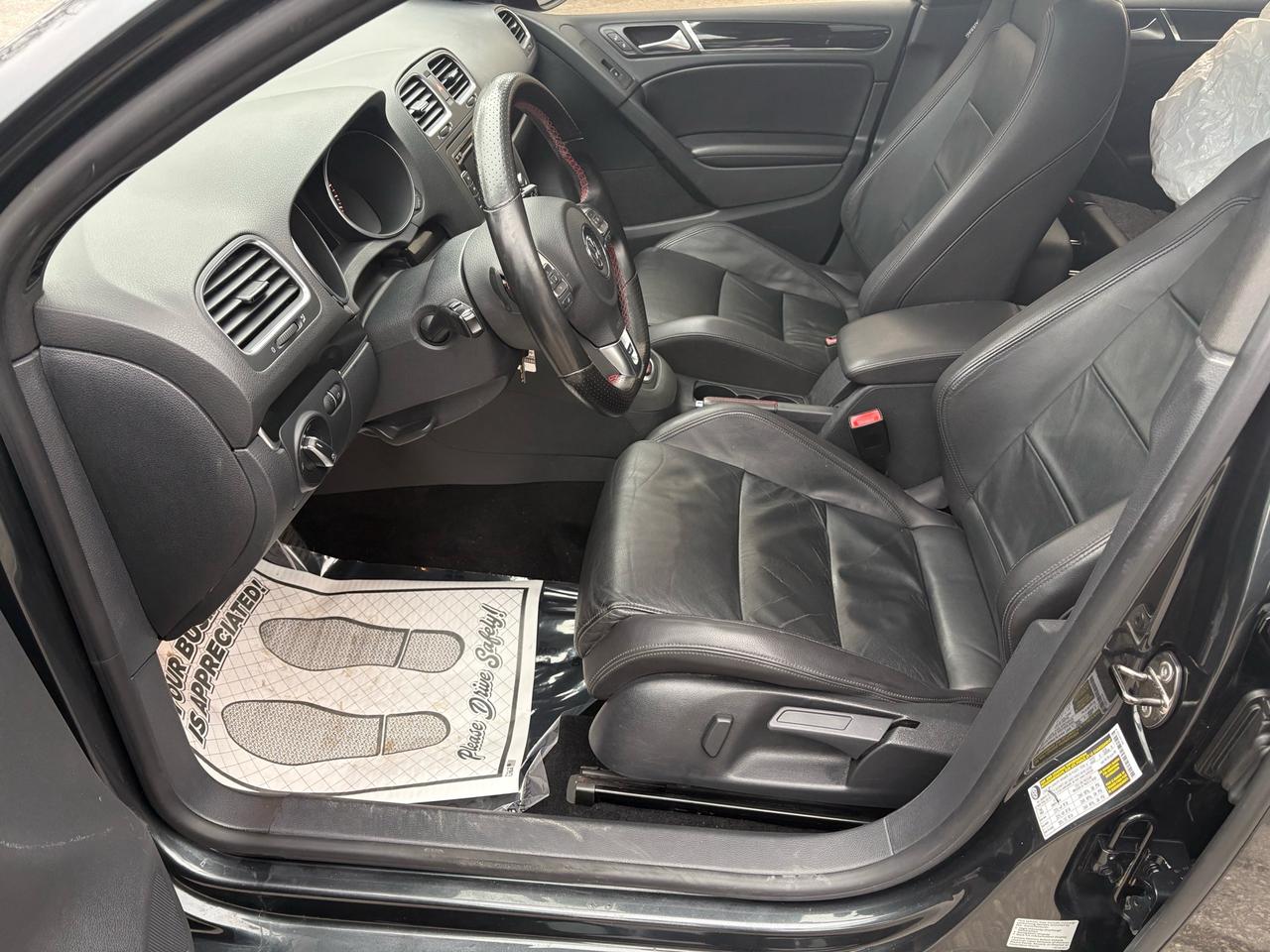 2011 Volkswagen Golf GTI 5dr HB DSG Photo