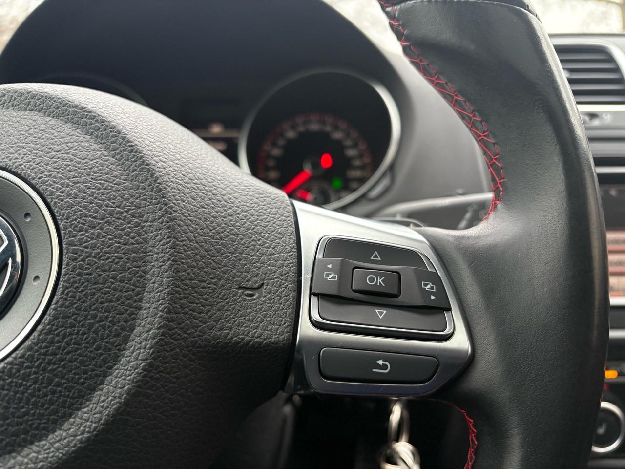 2011 Volkswagen Golf GTI 5dr HB DSG Photo