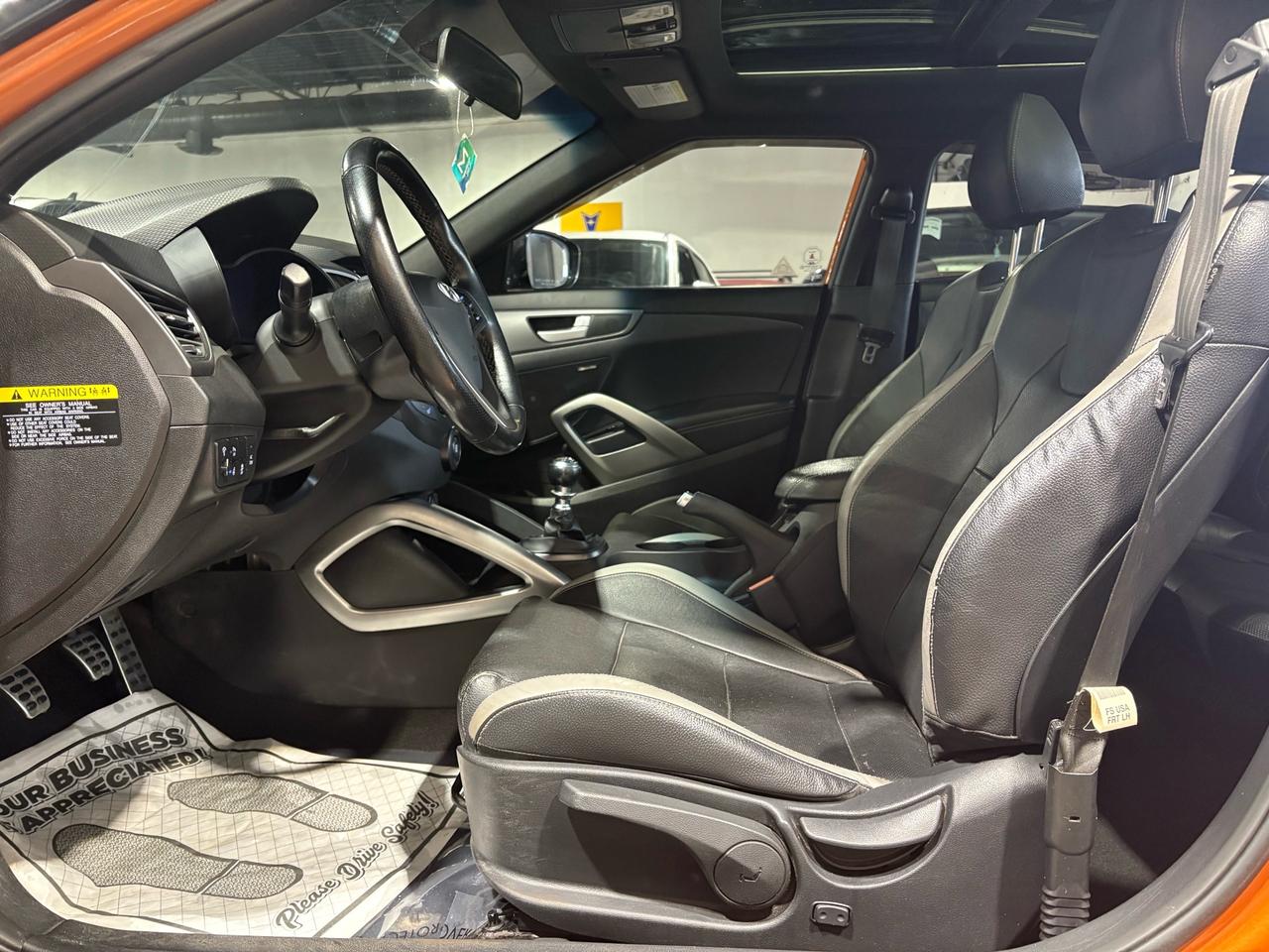 2016 Hyundai Veloster 3dr Cpe Man Turbo Photo