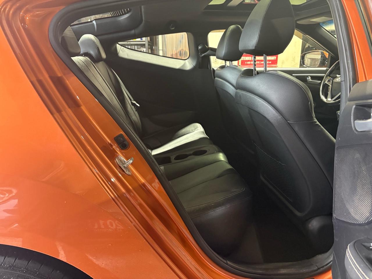 2016 Hyundai Veloster 3dr Cpe Man Turbo Photo