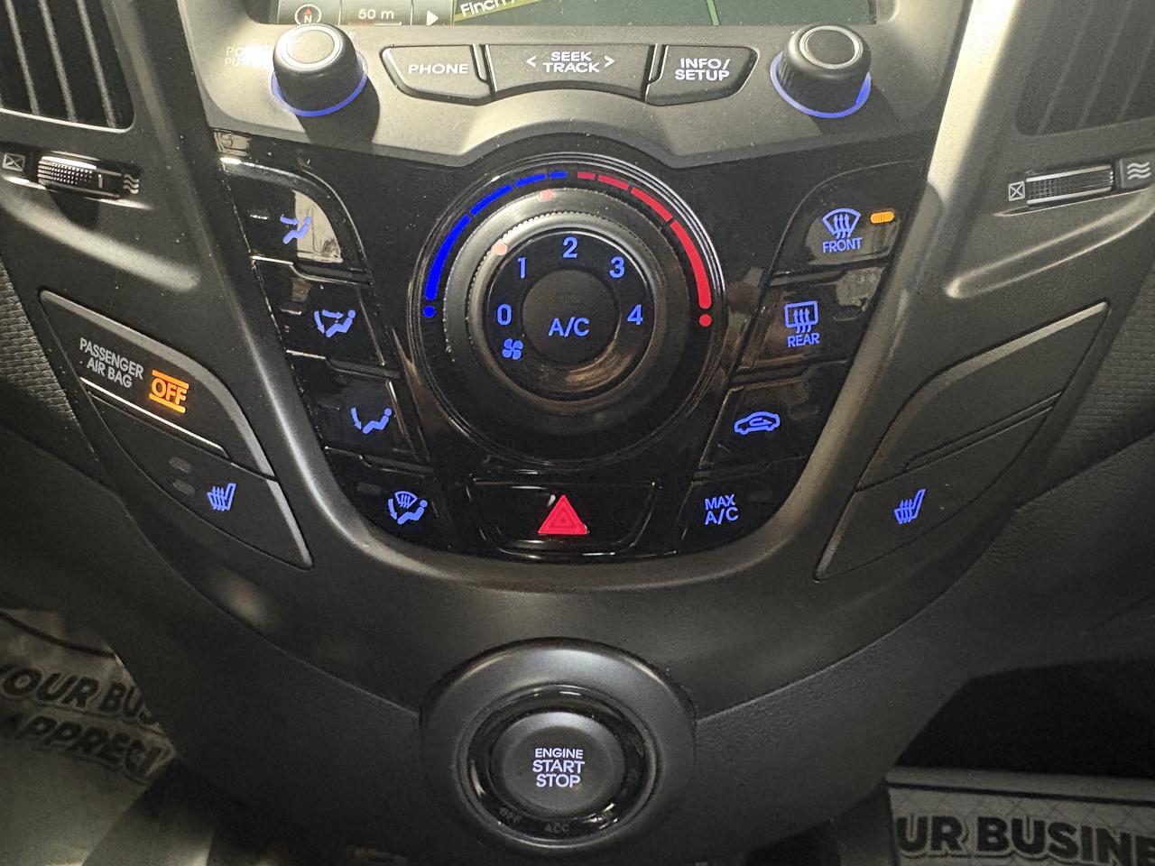 2016 Hyundai Veloster 3dr Cpe Man Turbo Photo