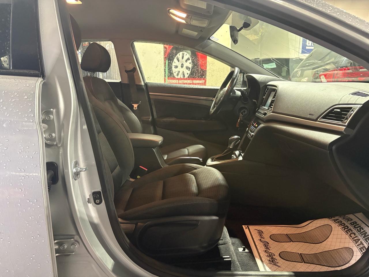 2017 Hyundai Elantra 4DR SDN AUTO GL Photo