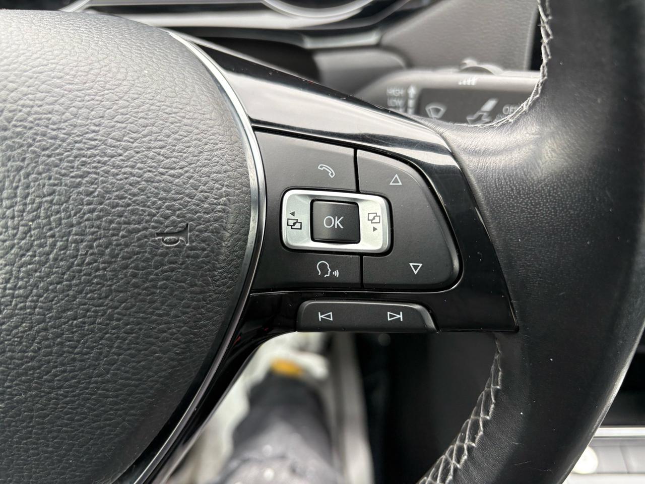 2015 Volkswagen Jetta 4dr Hybrid TSI DSG *Ltd Avail* Photo