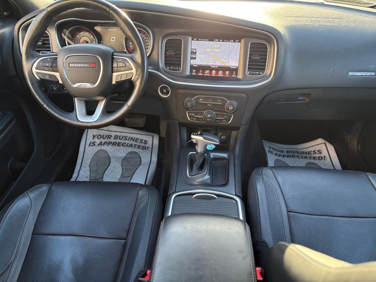 2016 Dodge Charger 4dr Sdn SXT AWD Photo