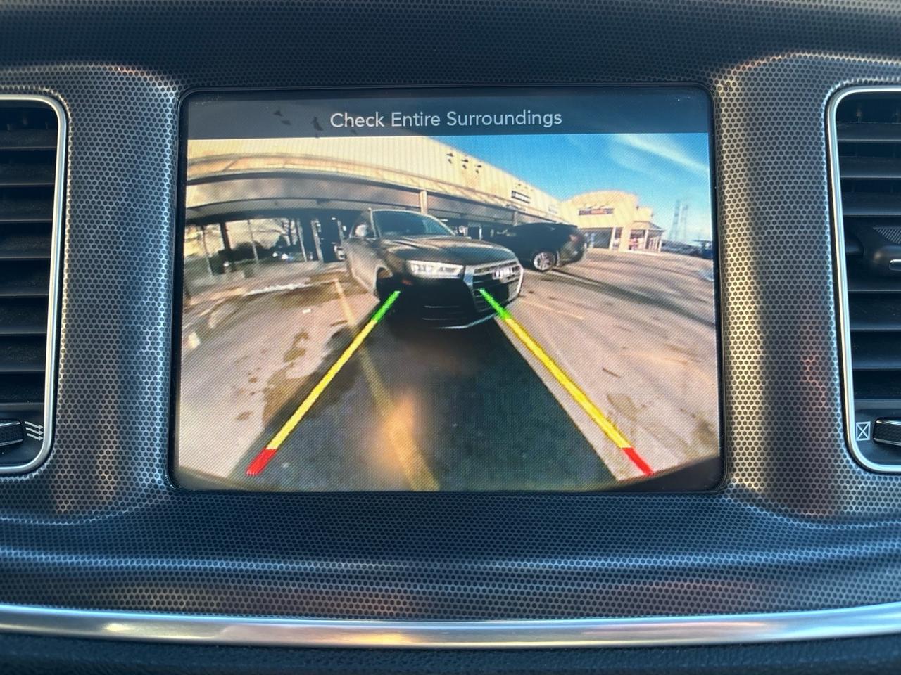 2016 Dodge Charger 4dr Sdn SXT AWD Photo
