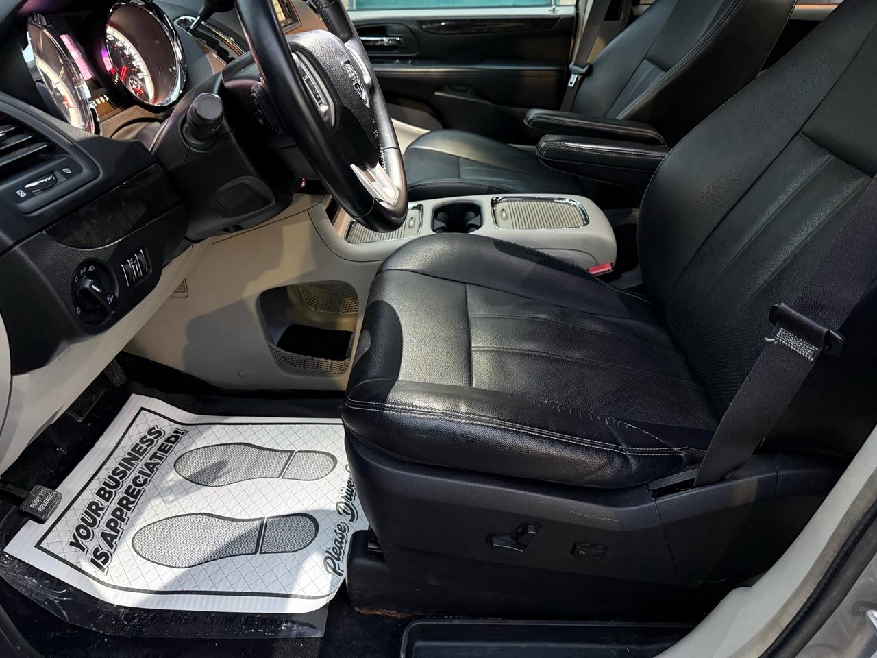 2015 Dodge Grand Caravan 4dr Wgn Crew Plus Photo