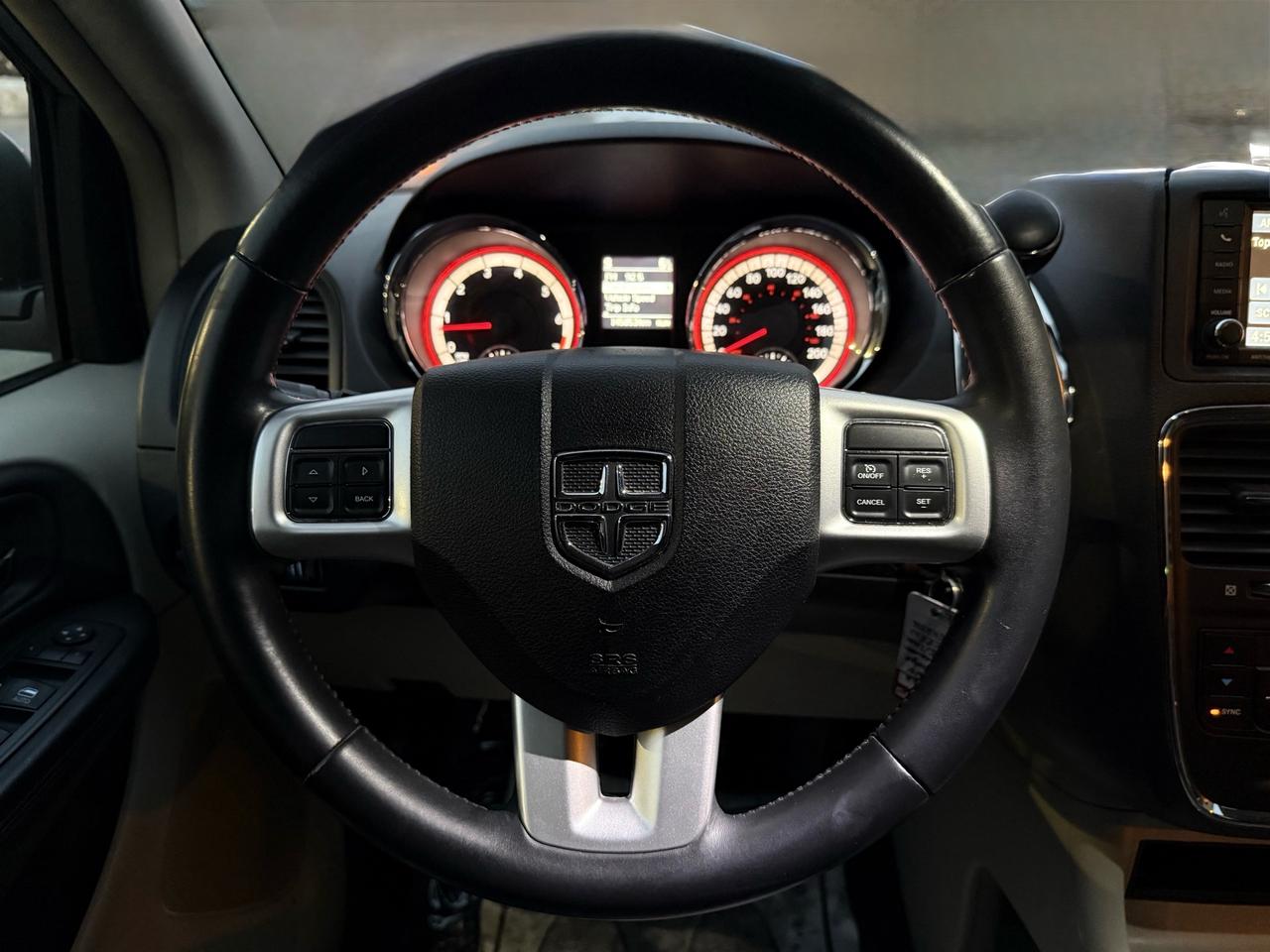 2015 Dodge Grand Caravan 4dr Wgn Crew Plus Photo
