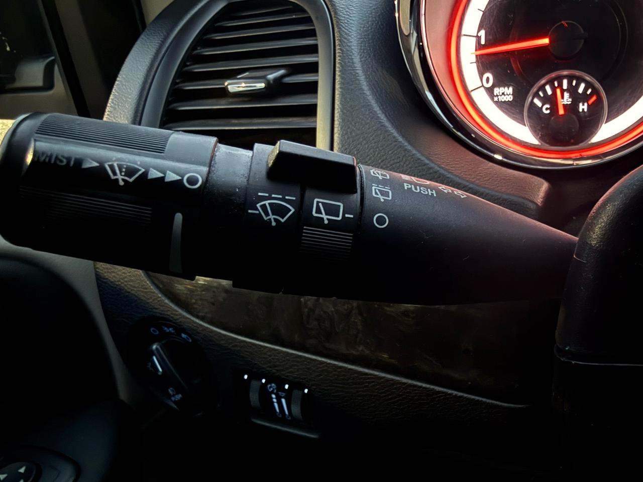 2015 Dodge Grand Caravan 4dr Wgn Crew Plus Photo