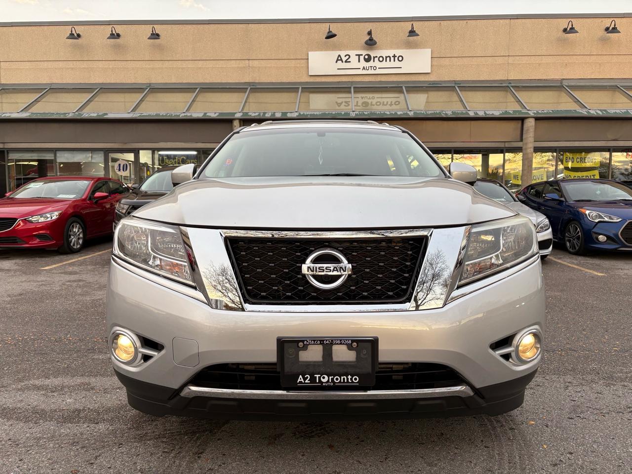 2014 Nissan Pathfinder 4WD 4DR PLATINUM Photo