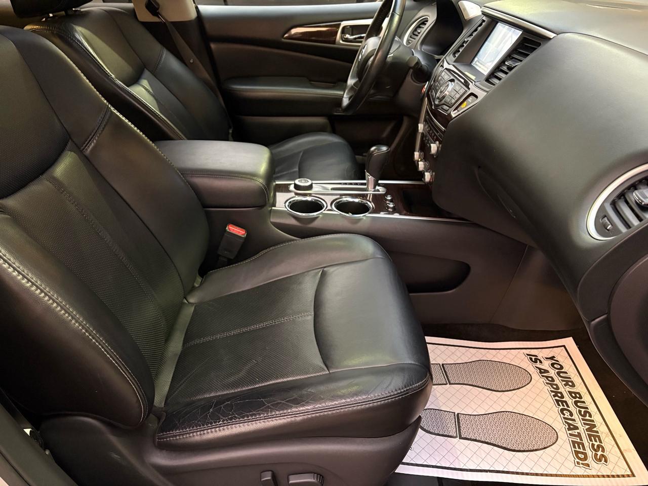 2014 Nissan Pathfinder 4WD 4DR PLATINUM Photo