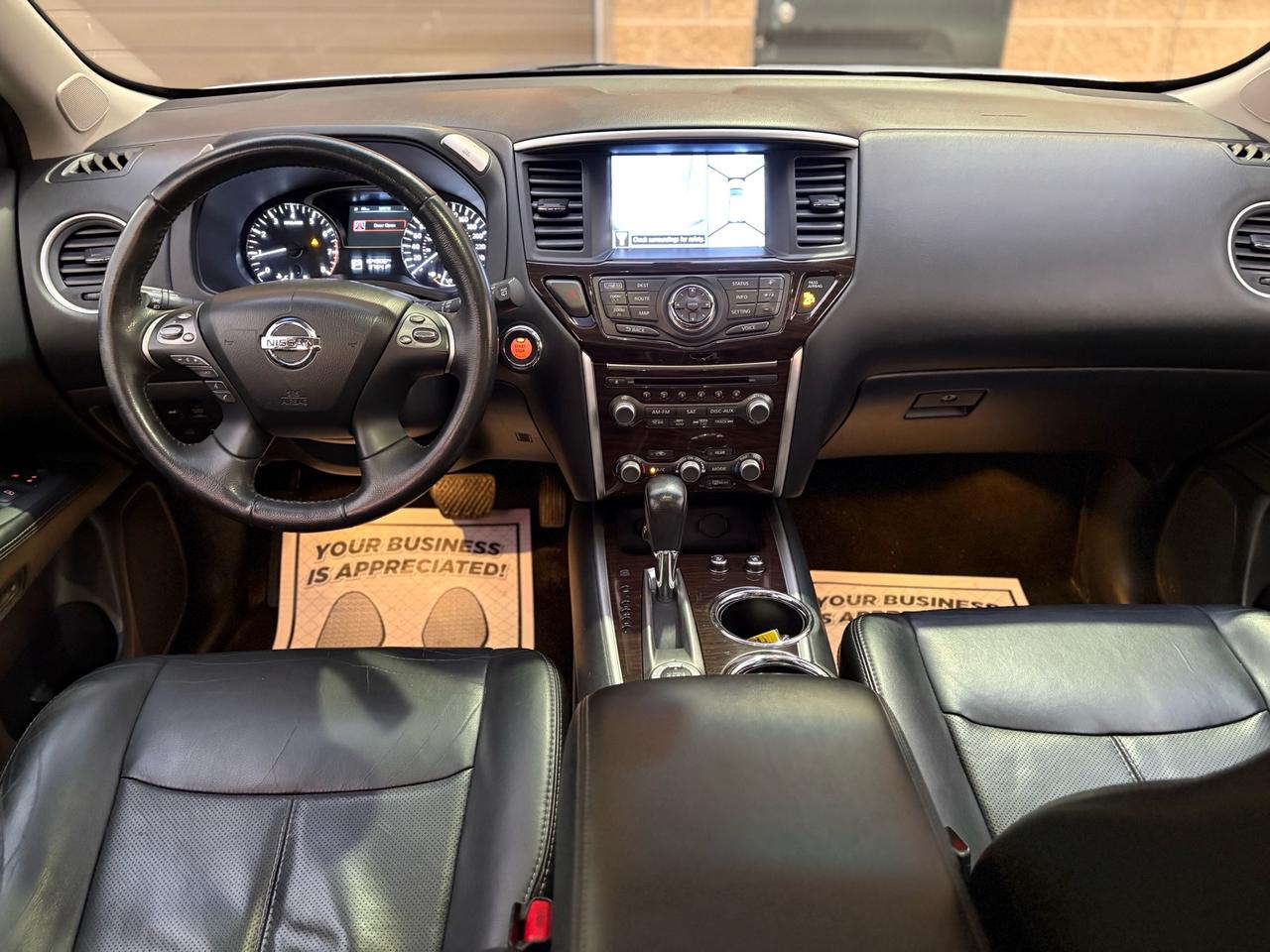 2014 Nissan Pathfinder 4WD 4DR PLATINUM Photo