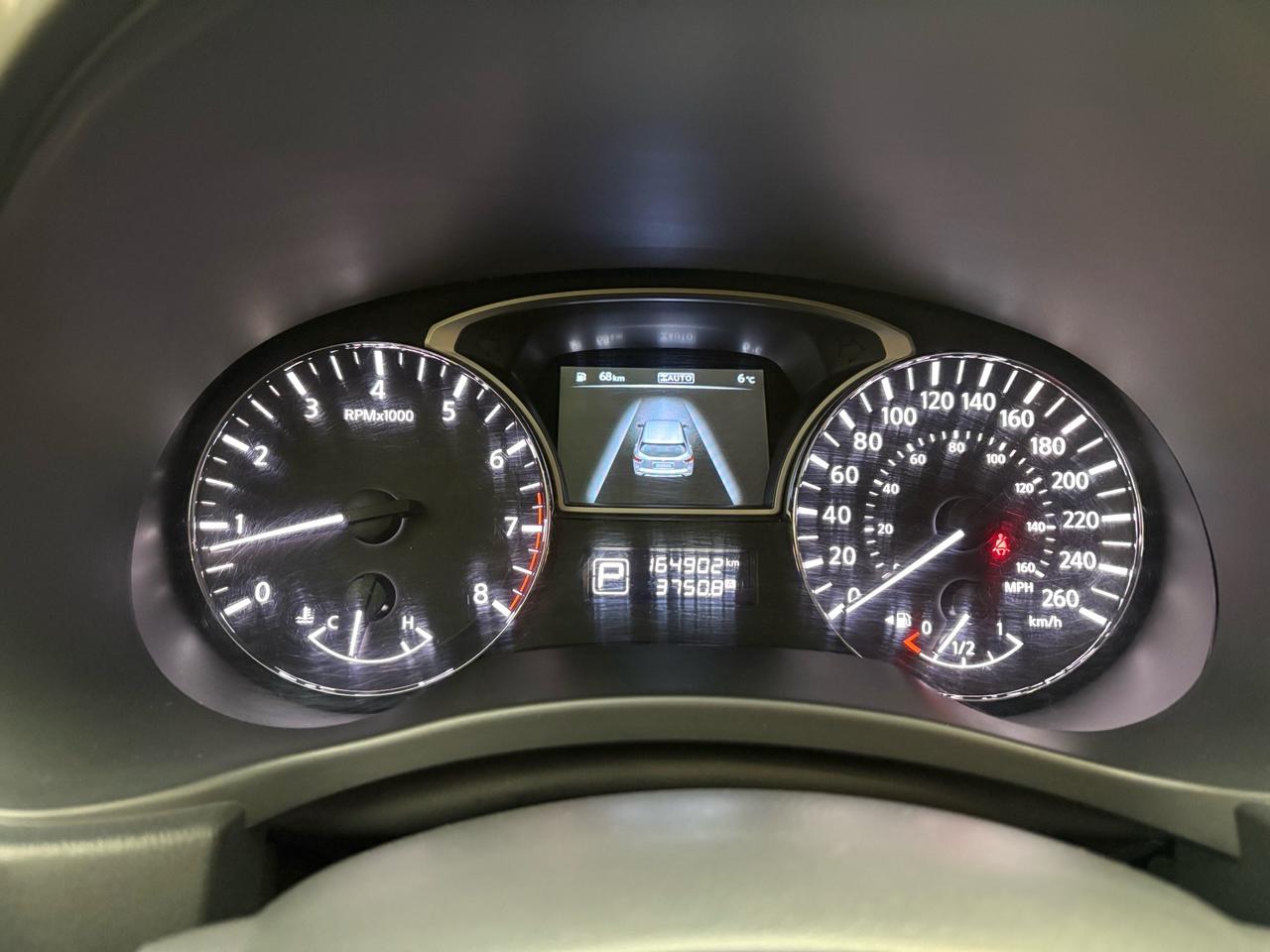 2014 Nissan Pathfinder 4WD 4DR PLATINUM Photo