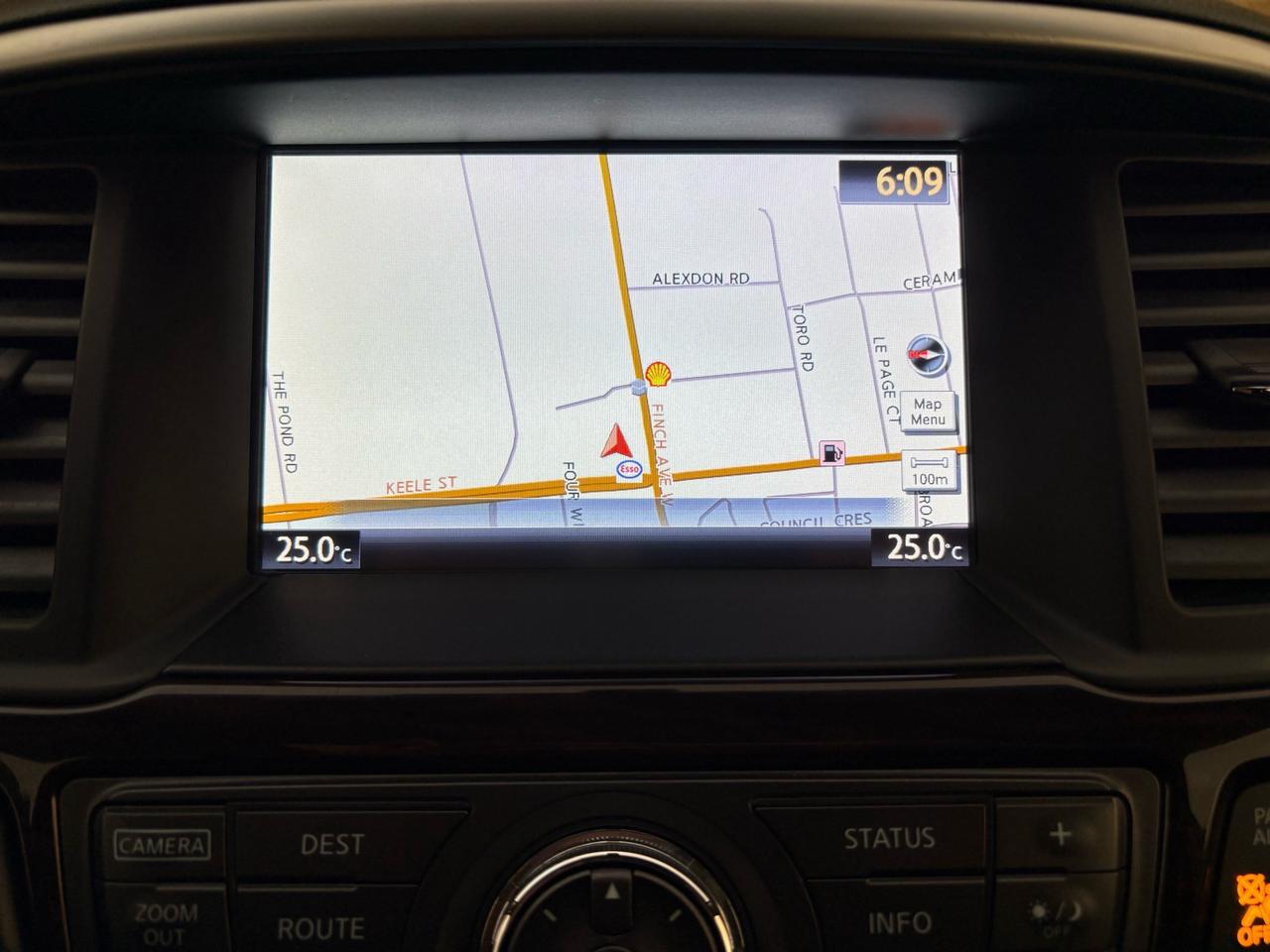 2014 Nissan Pathfinder 4WD 4DR PLATINUM Photo
