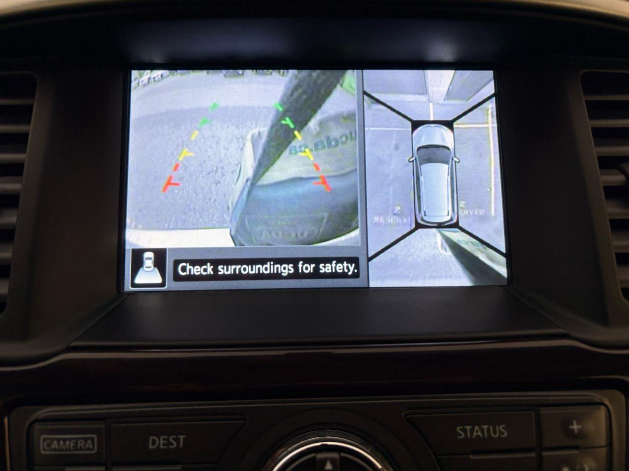 2014 Nissan Pathfinder 4WD 4DR PLATINUM Photo