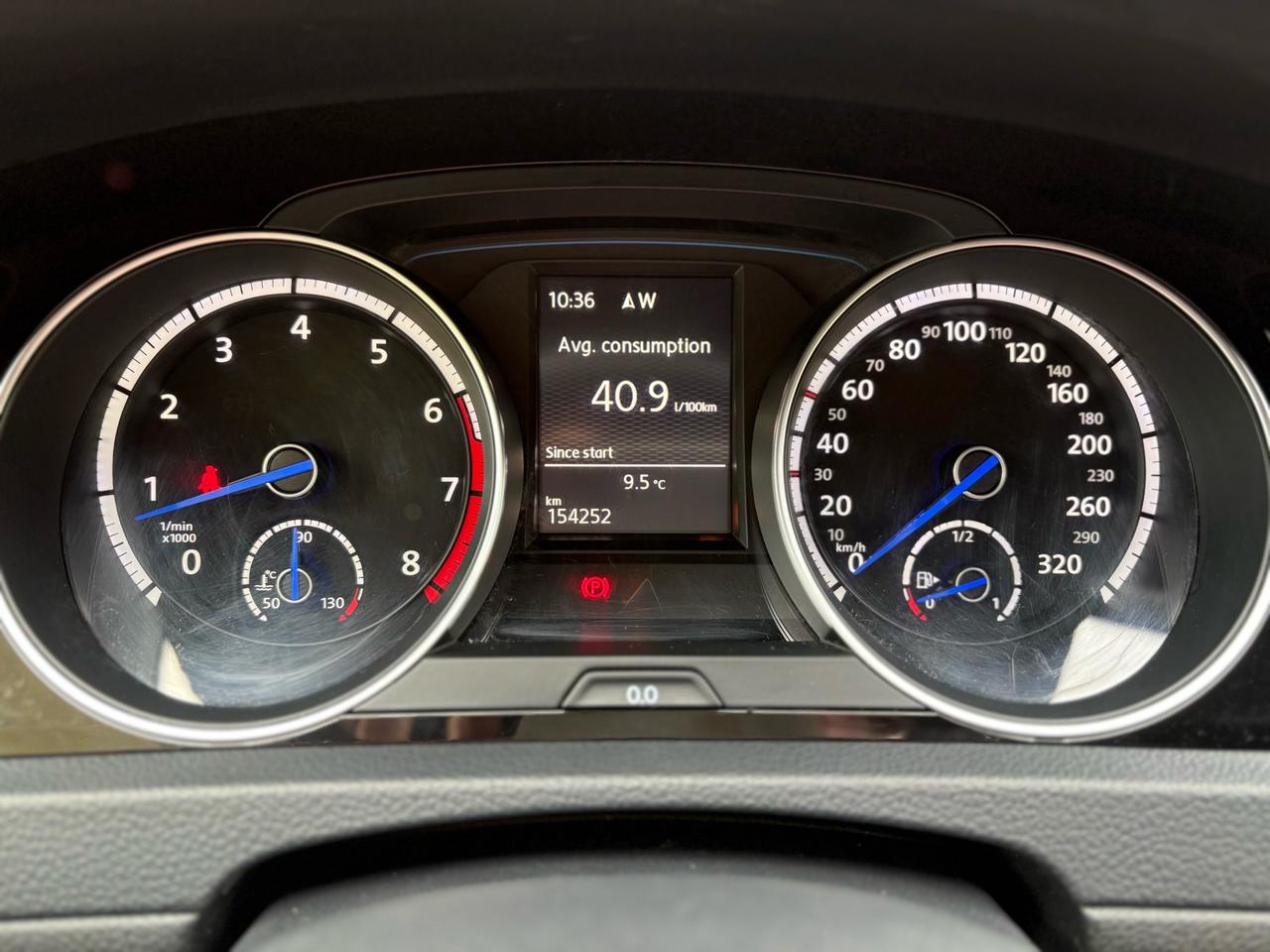 2016 Volkswagen Golf R 5dr HB Man Photo