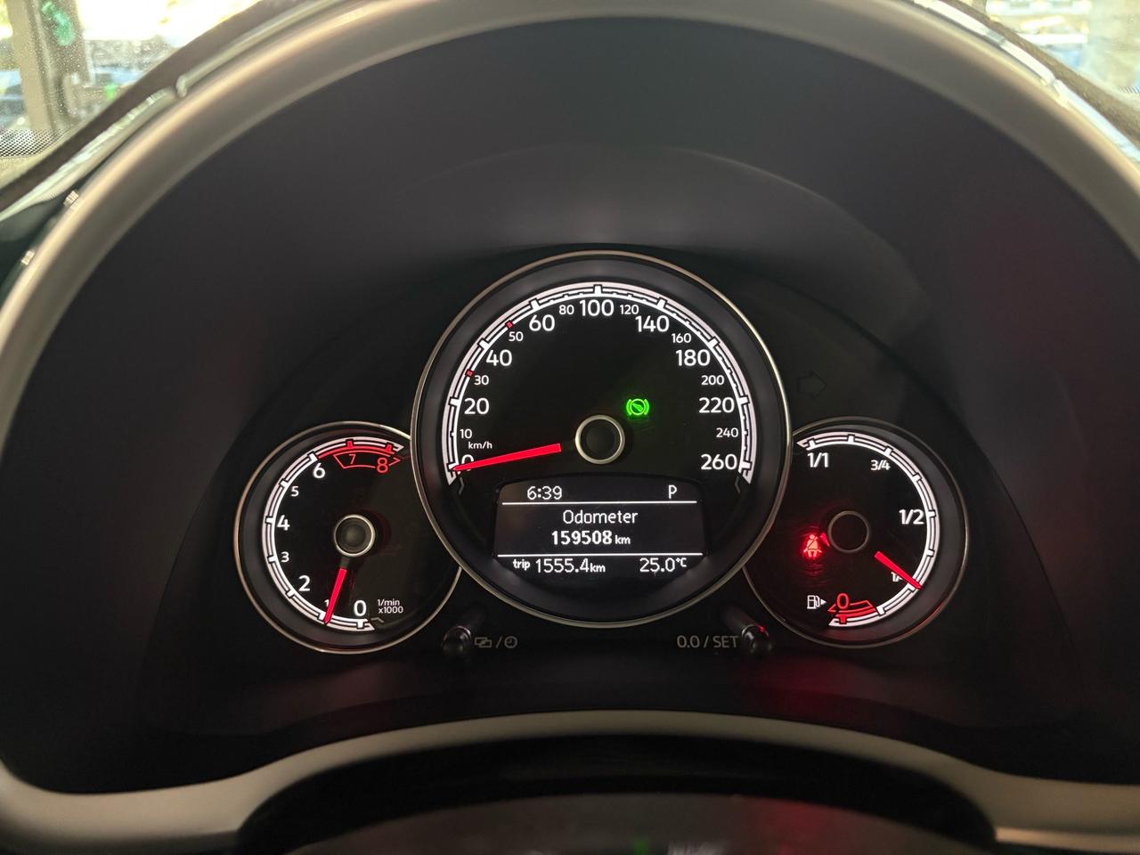 2017 Volkswagen Beetle 2dr Cpe Auto Photo