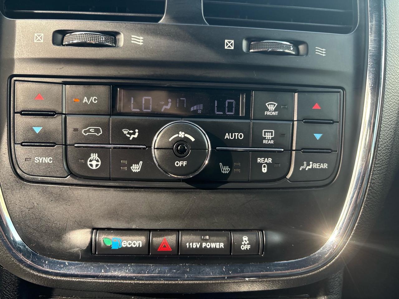 2018 Dodge Grand Caravan GT 2WD Photo
