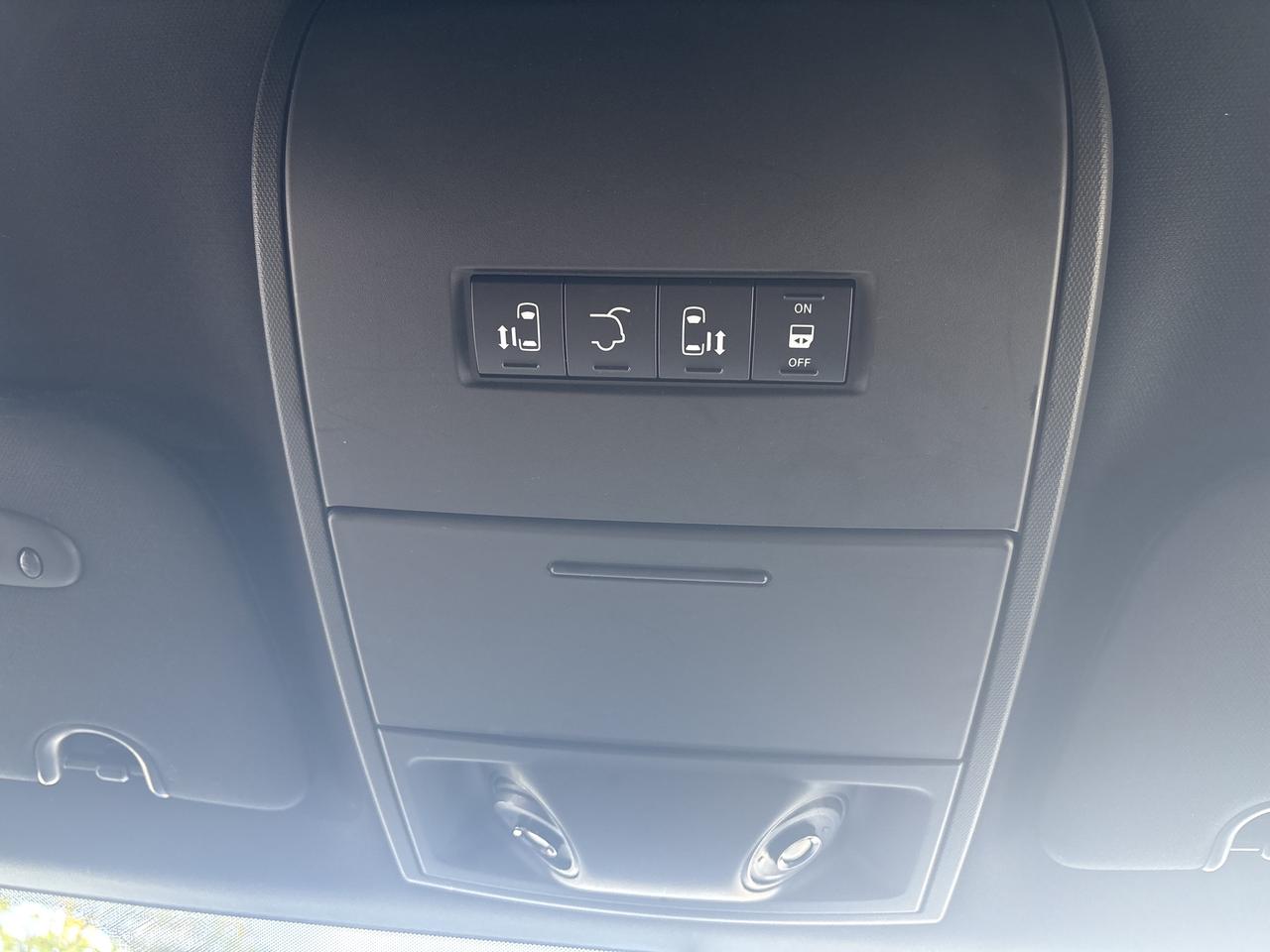 2018 Dodge Grand Caravan GT 2WD Photo