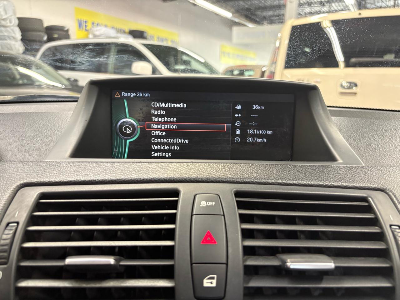 2012 BMW 1 Series 2dr Cabriolet 135i Photo