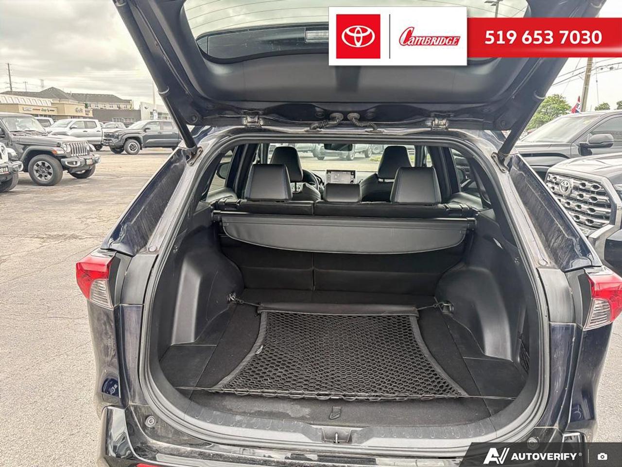 2020 Toyota RAV4 Hybrid XLE XSE Photo