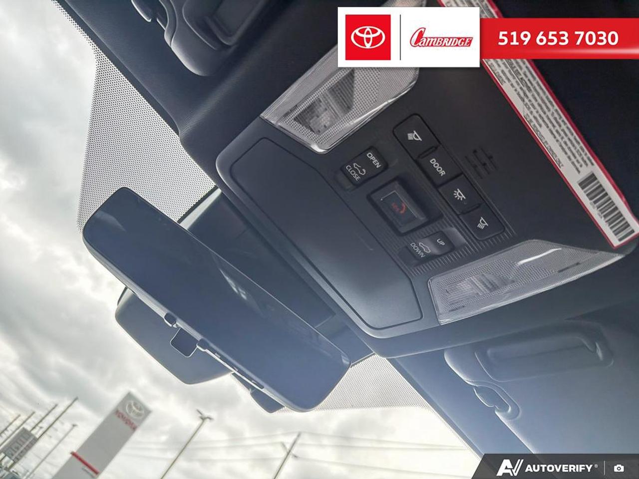 2020 Toyota RAV4 Hybrid XLE XSE Photo