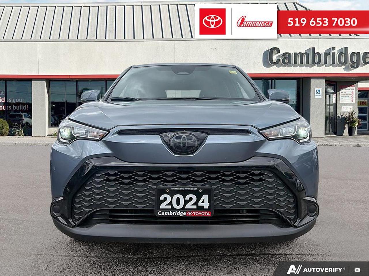 2024 Toyota Corolla Cross Hybrid SE HYBRID Photo