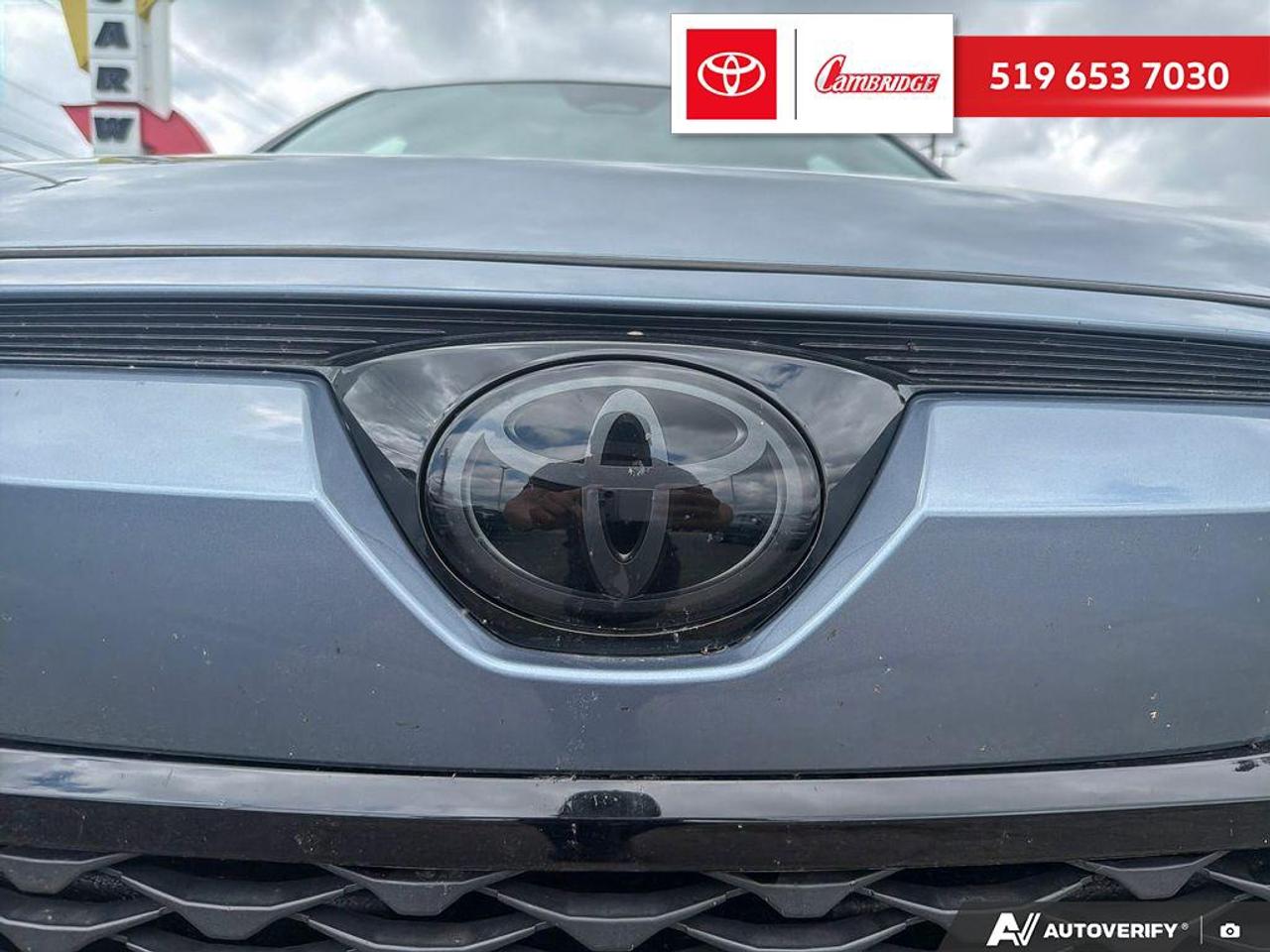 2024 Toyota Corolla Cross Hybrid SE HYBRID Photo