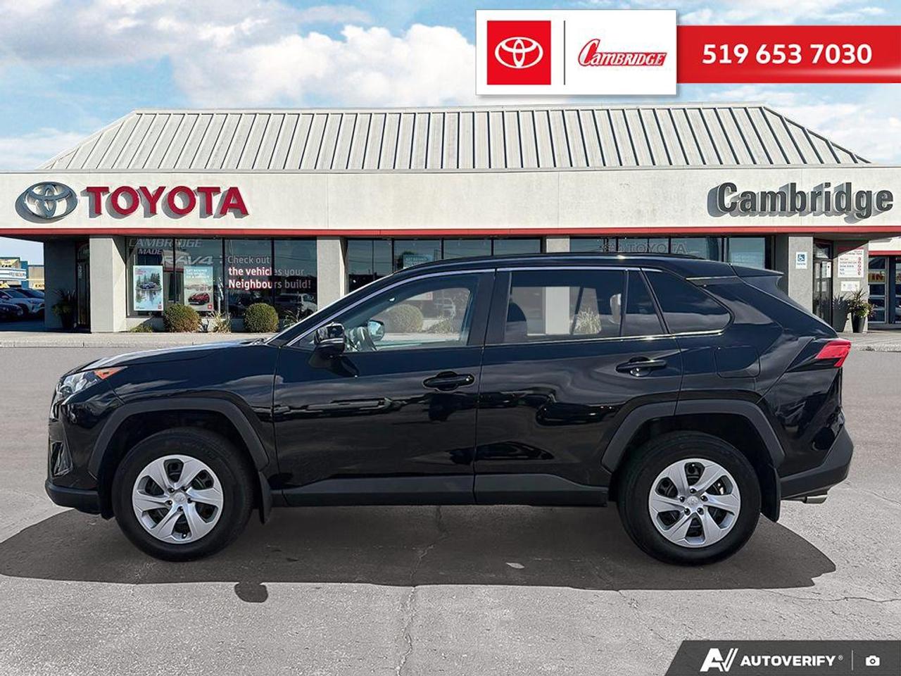 2021 Toyota RAV4 LE Photo