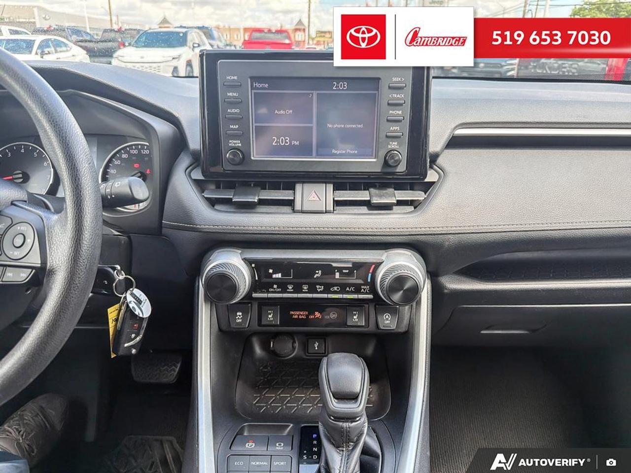 2021 Toyota RAV4 LE Photo