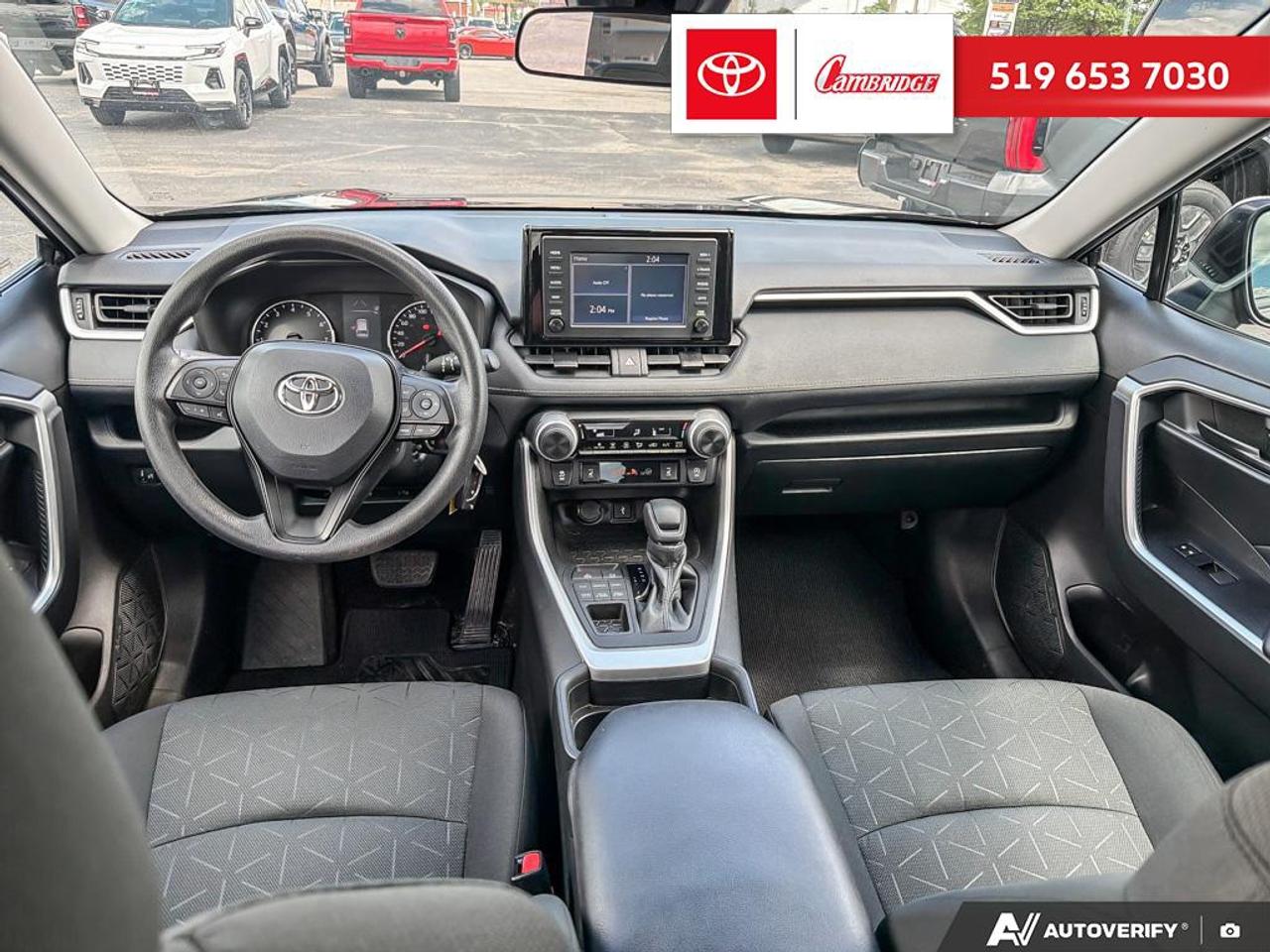 2021 Toyota RAV4 LE Photo