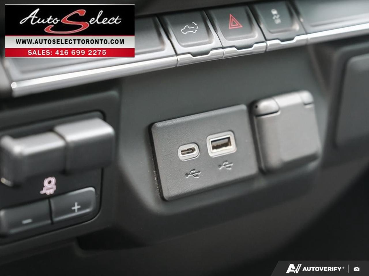 2021 Chevrolet Silverado 1500 Custom 4X4 **5.3L V8** Apple Carplay - Clean Carfax Photo