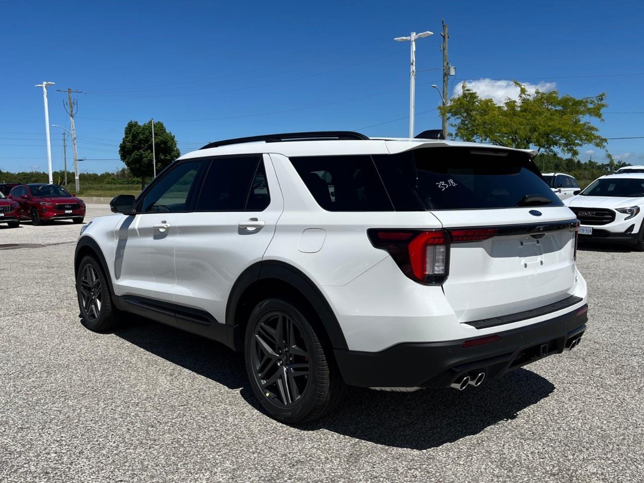 2026 Ford Explorer ST Photo