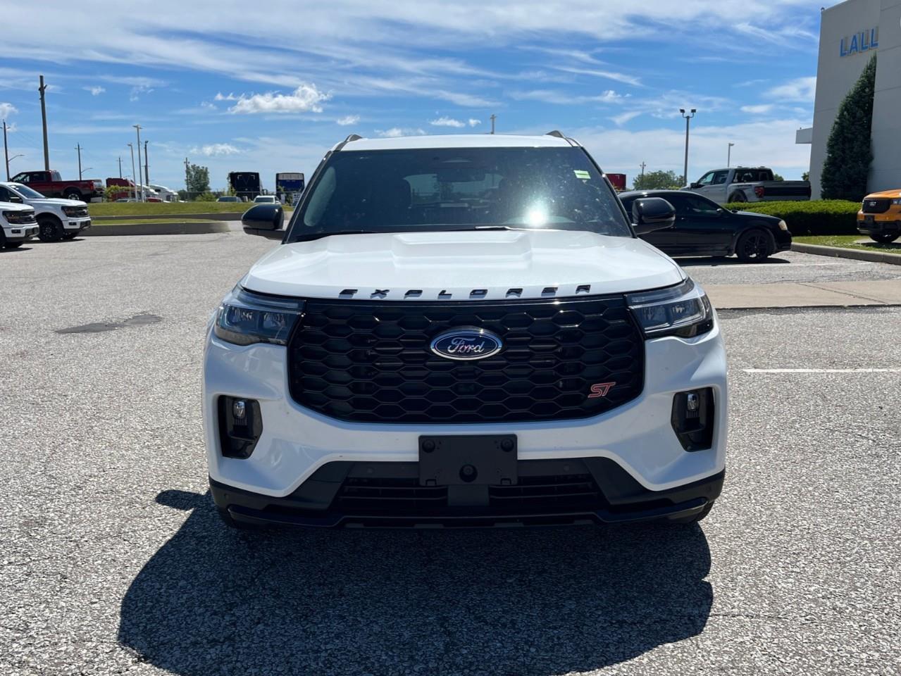 2026 Ford Explorer ST Photo