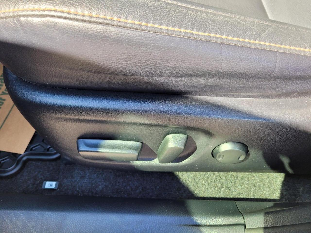 2018 Toyota RAV4 Hybrid AWD Hybrid SE Photo