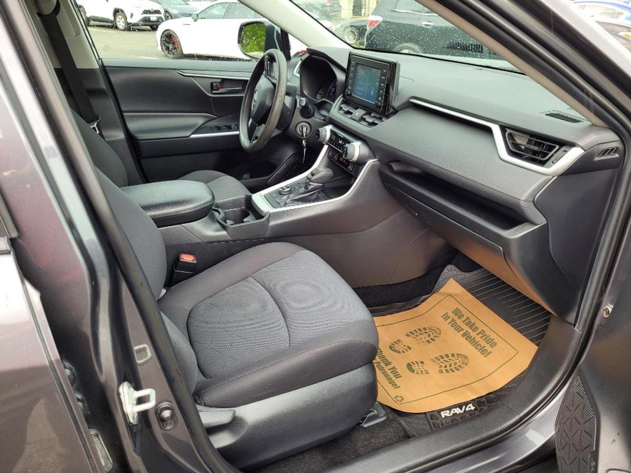 2019 Toyota RAV4 Hybrid AWD Hybrid LE Photo