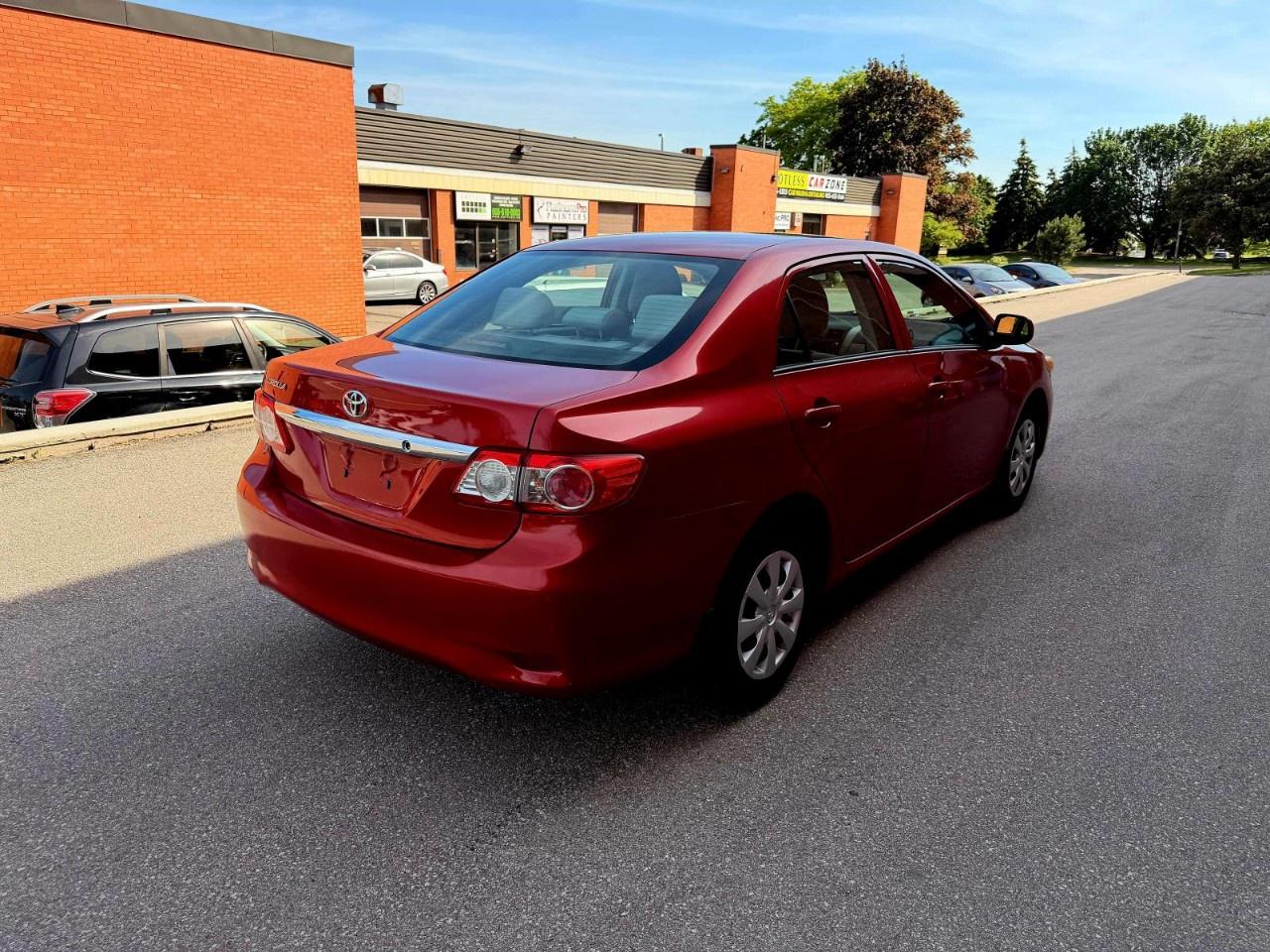 2011 Toyota Corolla 4DR SDN AUTO LE Photo