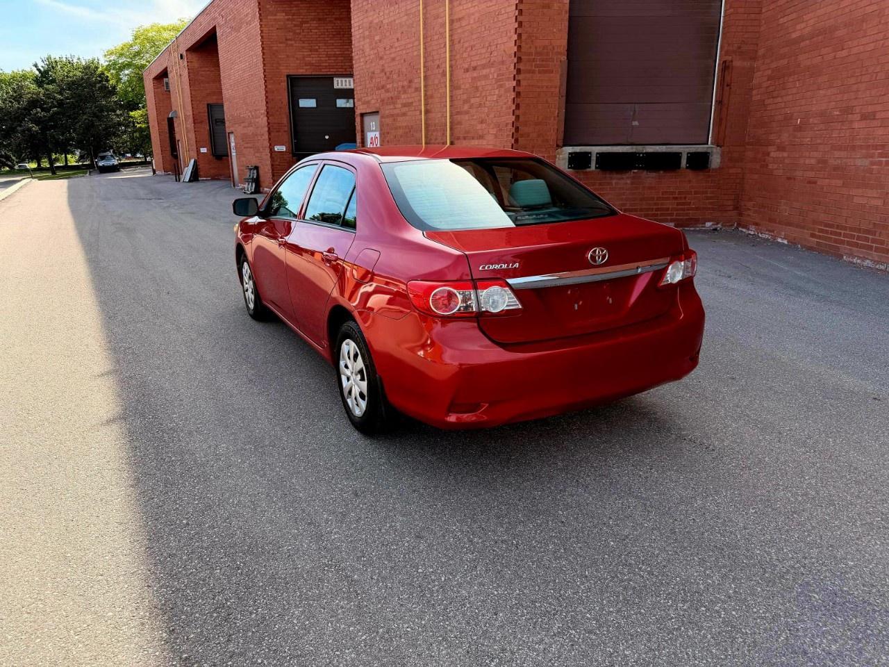 2011 Toyota Corolla 4DR SDN AUTO LE Photo