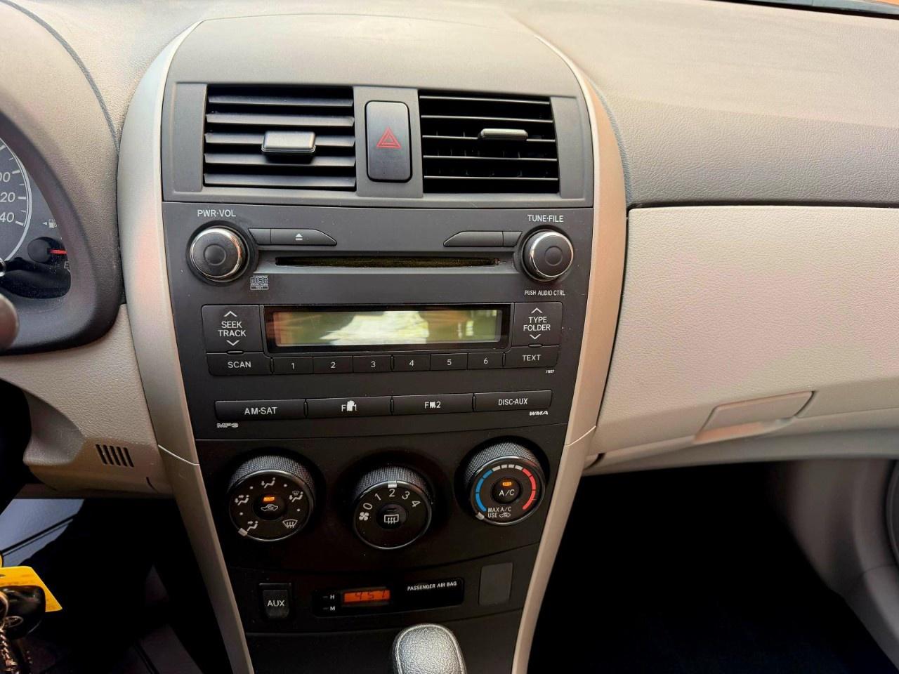 2011 Toyota Corolla 4DR SDN AUTO LE Photo