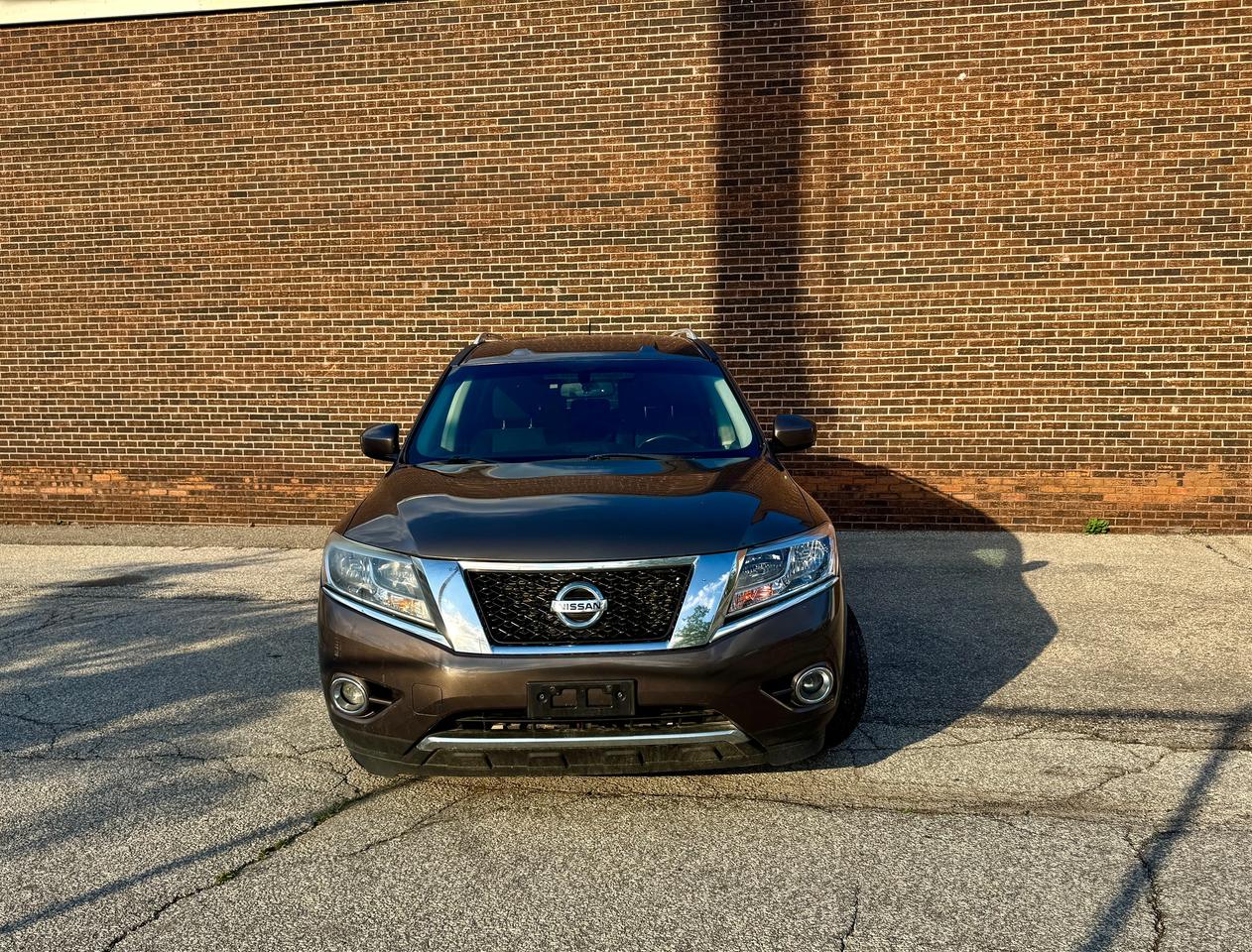 2016 Nissan Pathfinder Platinum Photo1