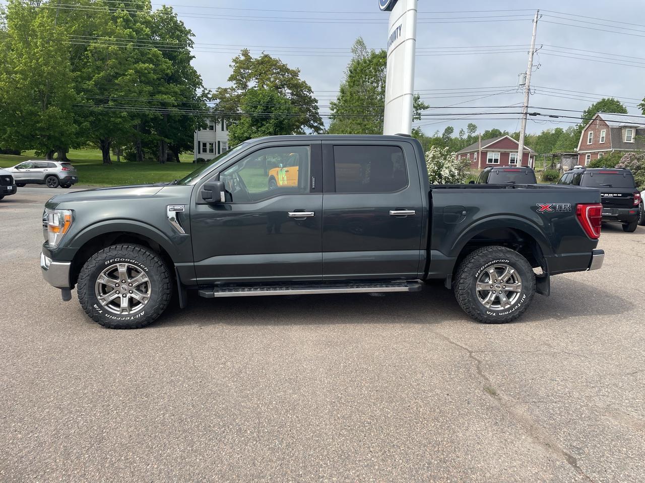 2021 Ford F-150 XLT Photo3