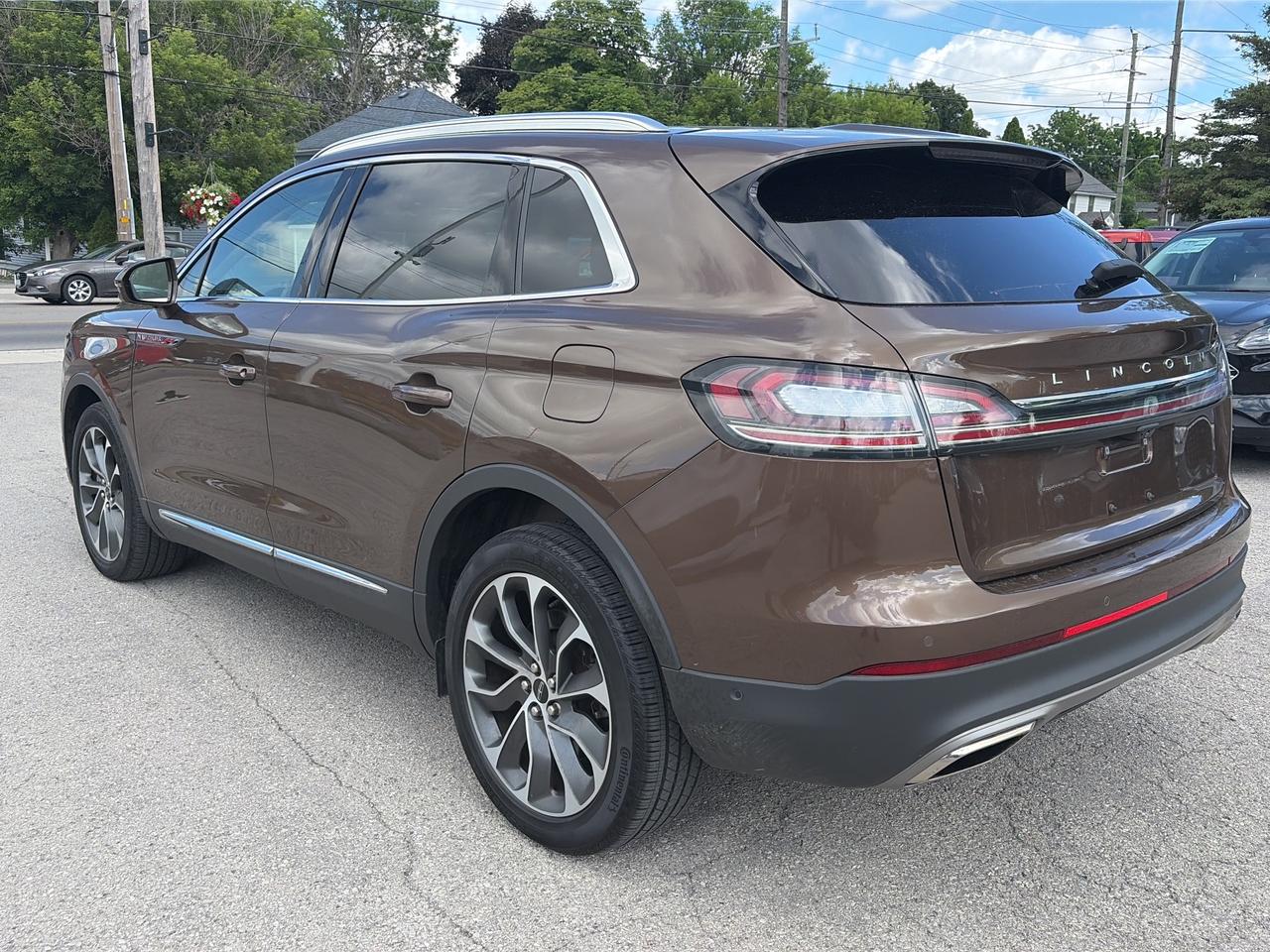 2022 Lincoln Nautilus Reserve AWD Photo