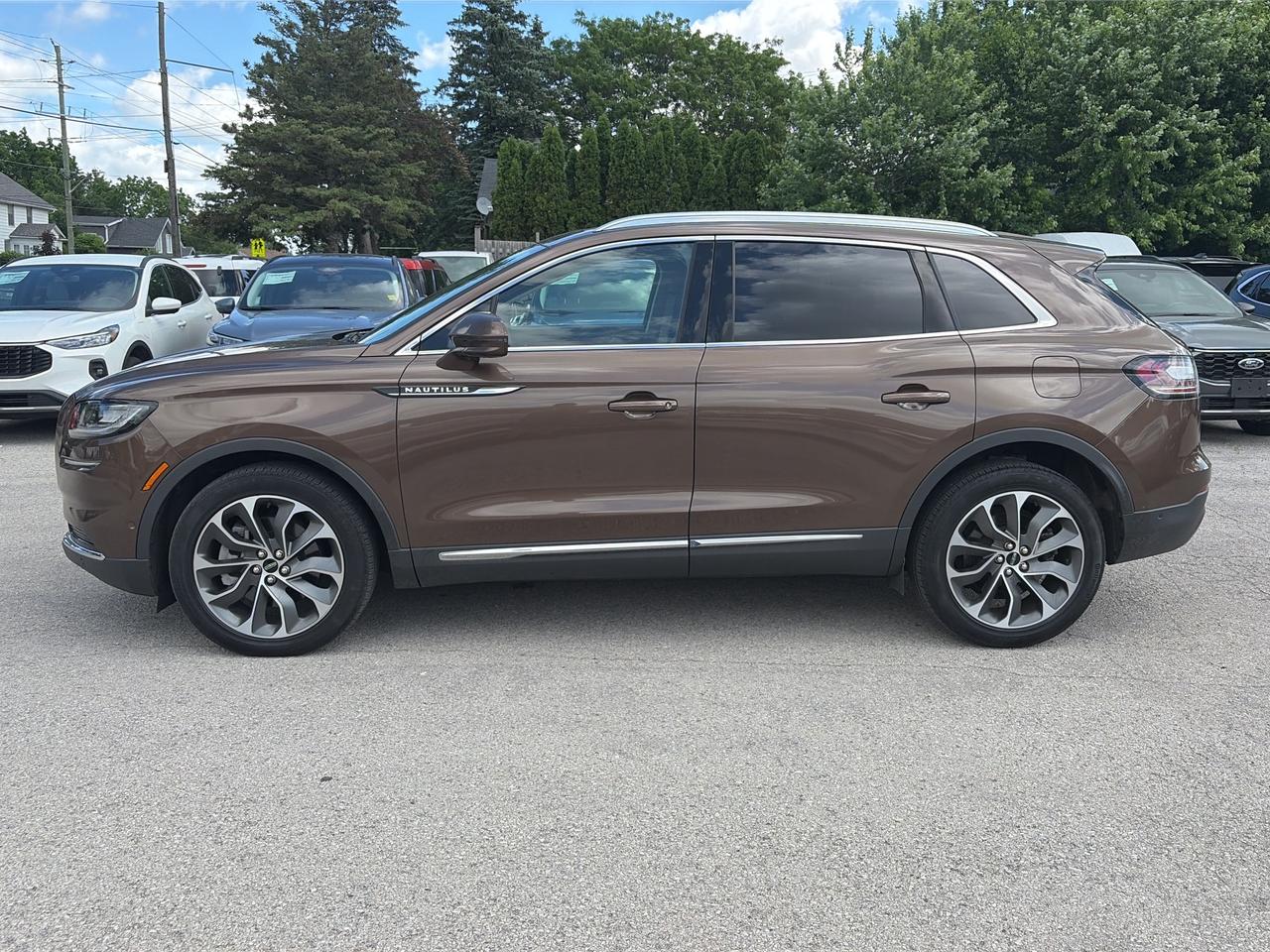 2022 Lincoln Nautilus Reserve AWD Photo