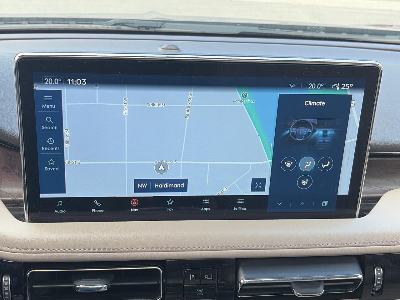 2022 Lincoln Nautilus Reserve AWD Photo