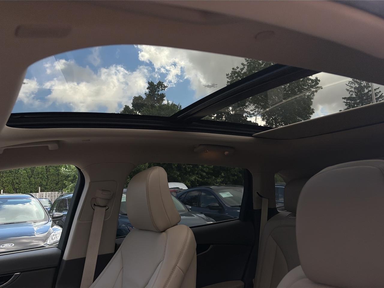 2022 Lincoln Nautilus Reserve AWD Photo