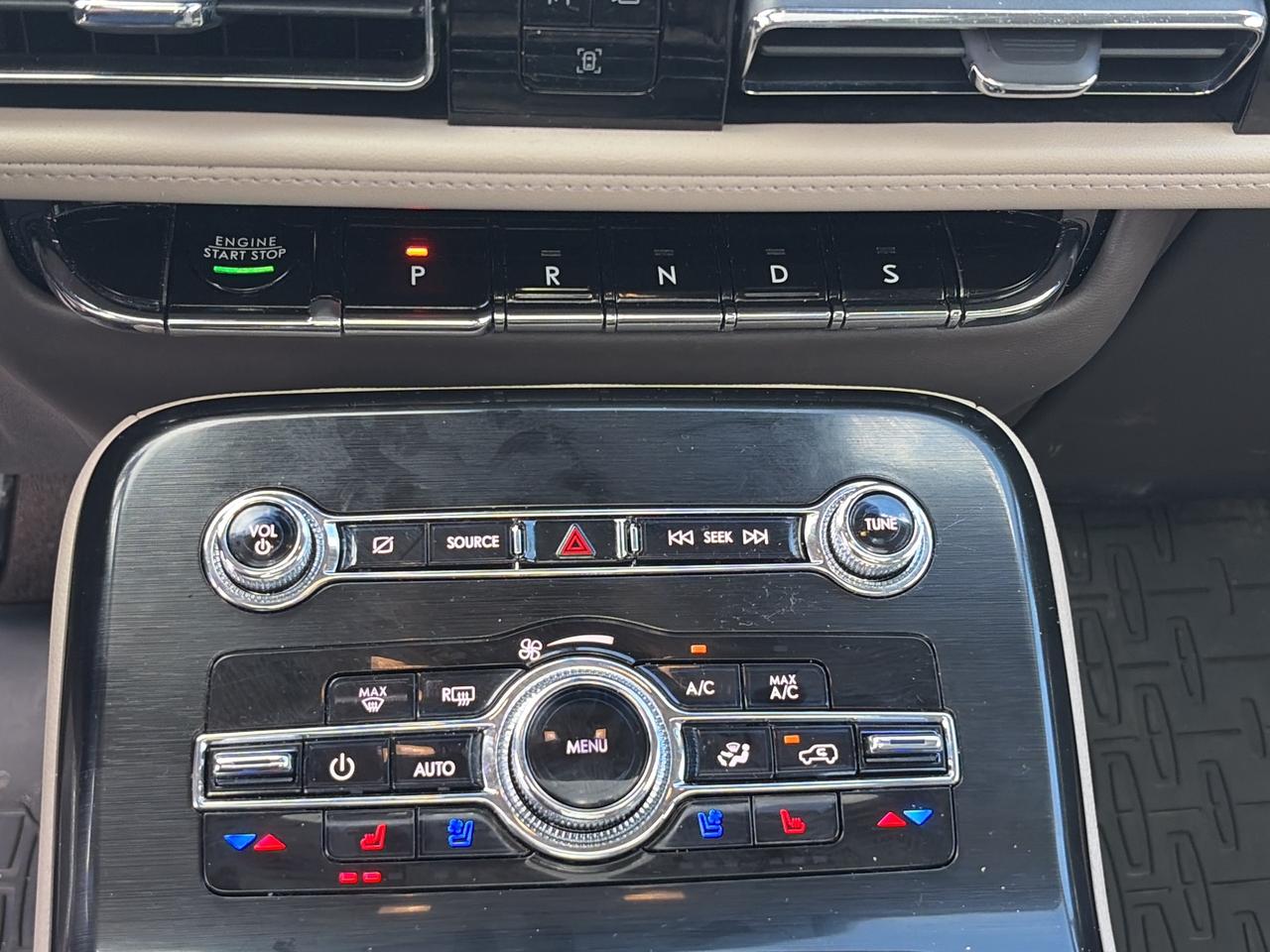 2022 Lincoln Nautilus Reserve AWD Photo