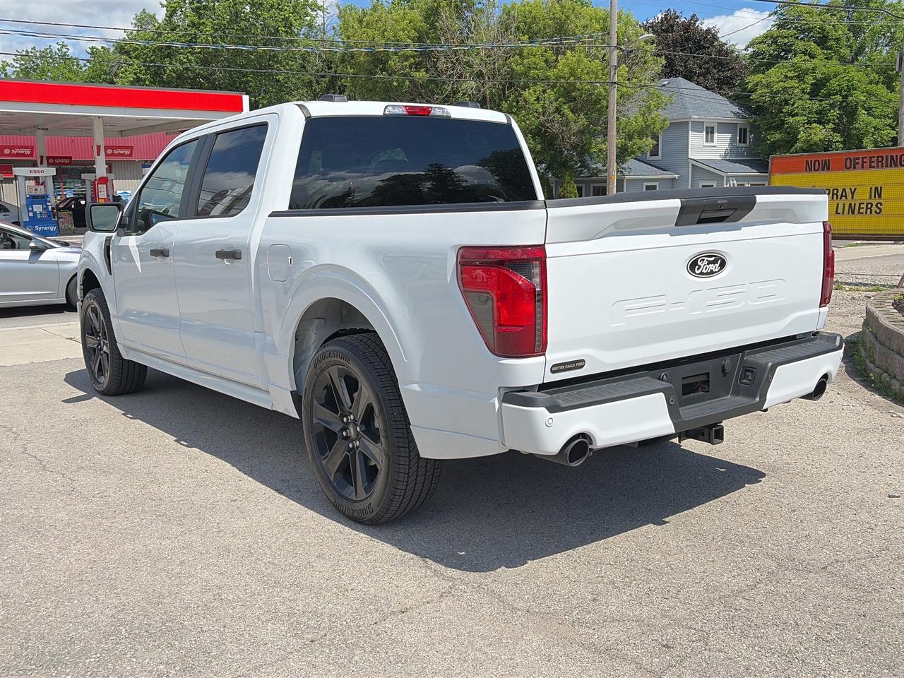 2026 Ford F-150 STX 4WD SuperCrew 5.5' Box Photo2