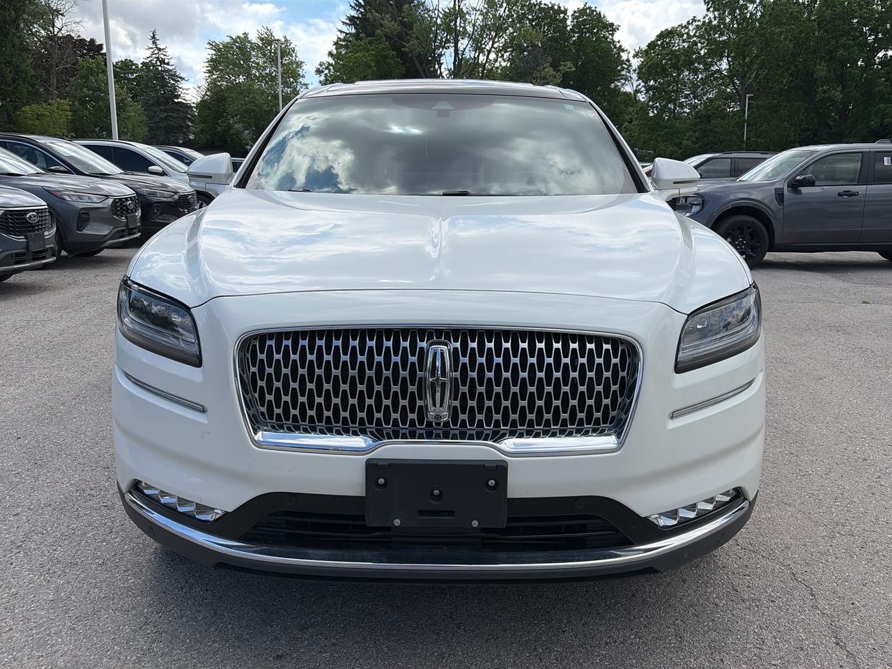 2022 Lincoln Nautilus Reserve AWD Photo1