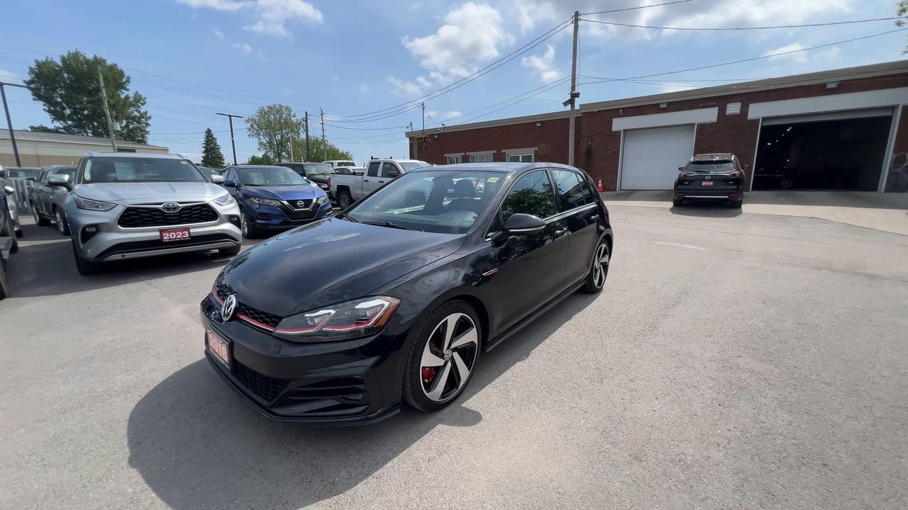 2018 Volkswagen Golf GTI AUTOBAHN | 220HP | HTD LEATHER |SUNROOF | CARPLAY Photo