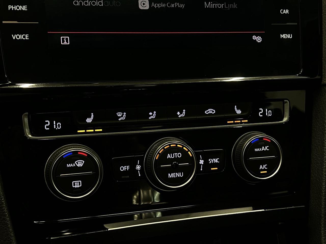 2018 Volkswagen Golf GTI AUTOBAHN | 220HP | HTD LEATHER |SUNROOF | CARPLAY Photo
